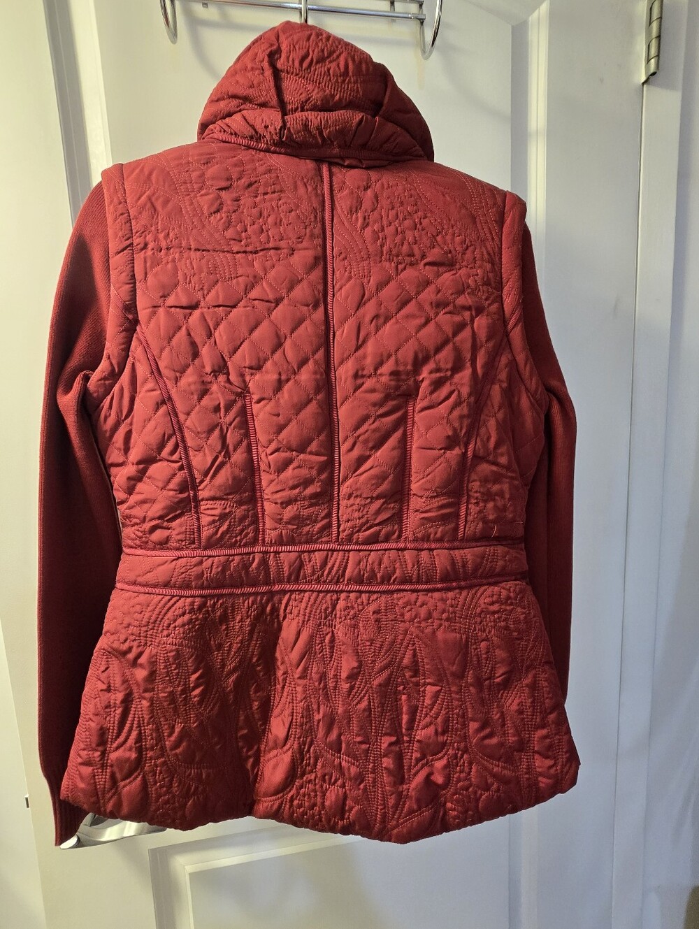 Desigual Red Quilted Puffer Jacket with High Collar - Picture 2 of 8